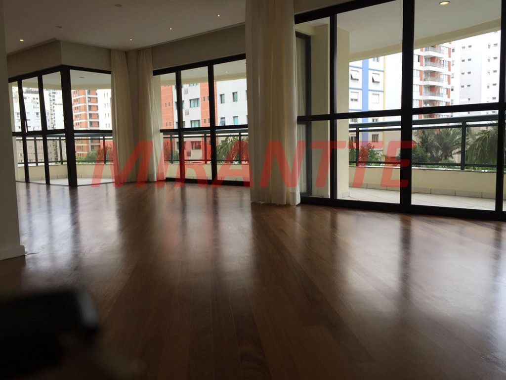 Apartamento de 193m² com 4 quartos em Paraíso