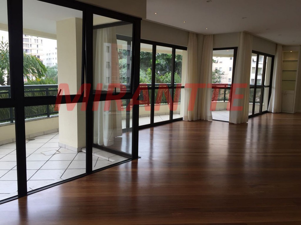 Apartamento de 193m² com 4 quartos em Paraíso