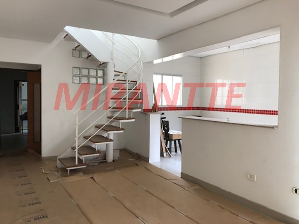 Sobrado de 351m² com 3 quartos em Jardim São Paulo