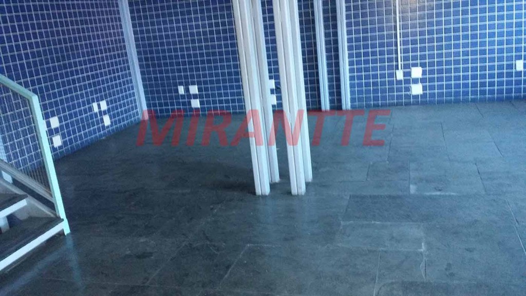 Comercial de 300m² em Vila Maria
