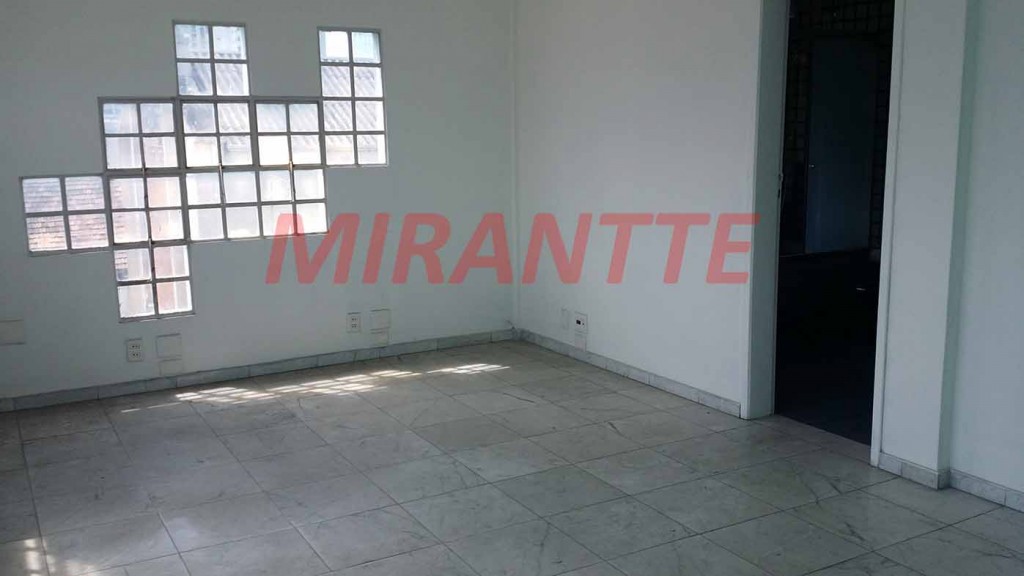 Comercial de 300m² em Vila Maria