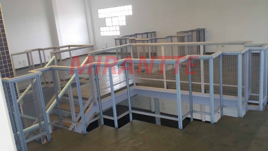 Comercial de 300m² em Vila Maria