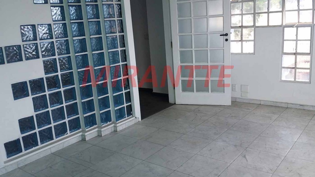 Comercial de 300m² em Vila Maria