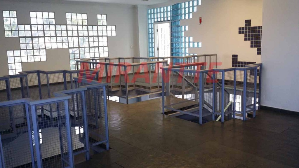 Comercial de 300m² em Vila Maria