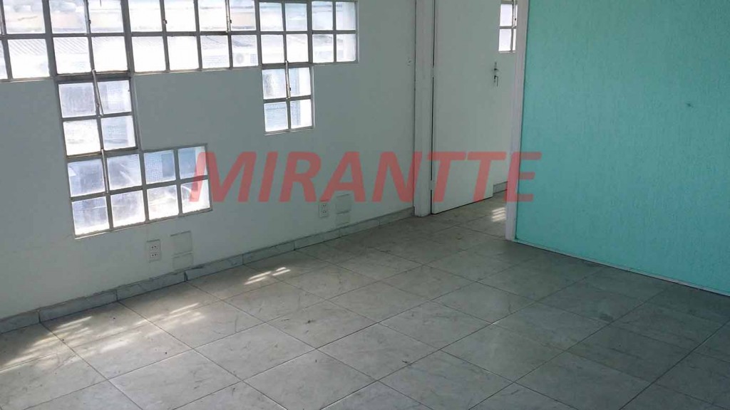 Comercial de 300m² em Vila Maria