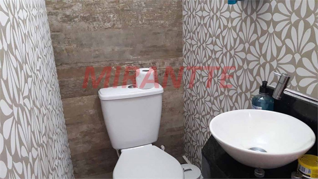Cond. fechado de 134m² com 3 quartos em Jaçana