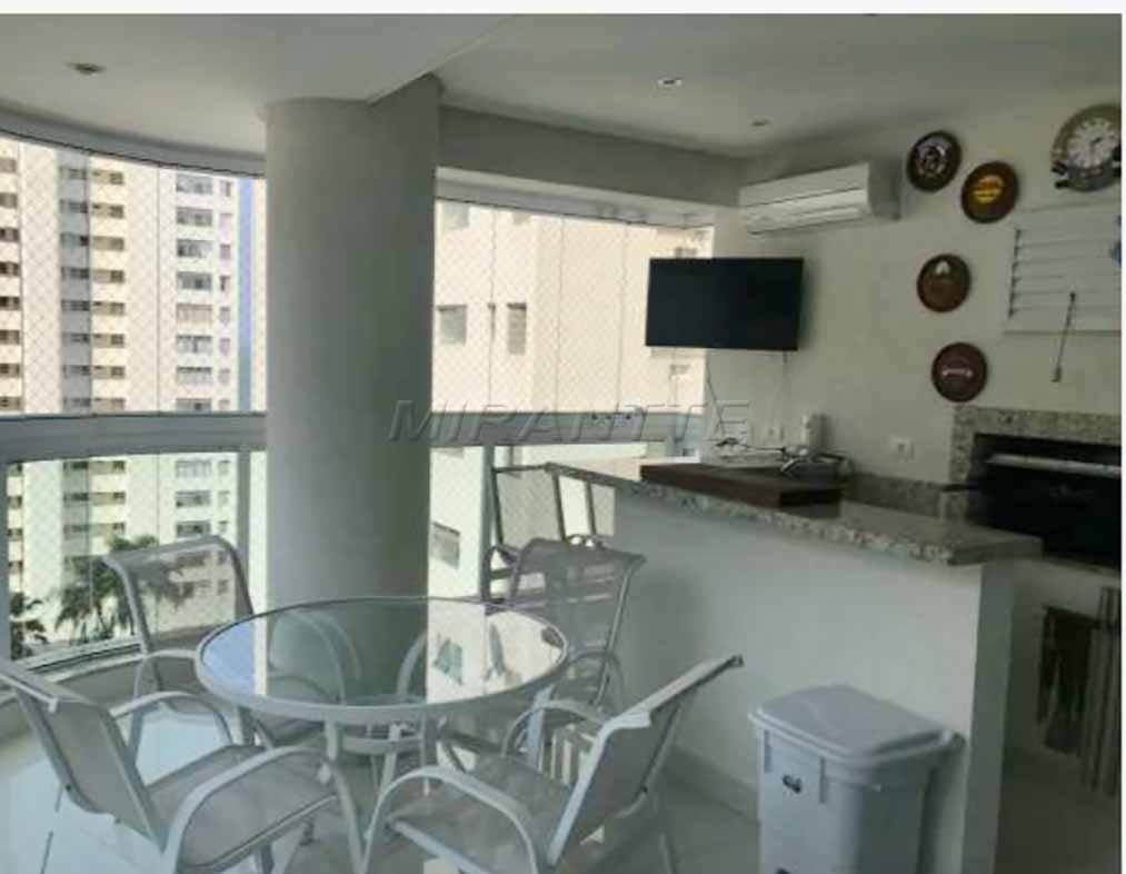 Apartamento de 176m² com 3 quartos em Pitangueiras