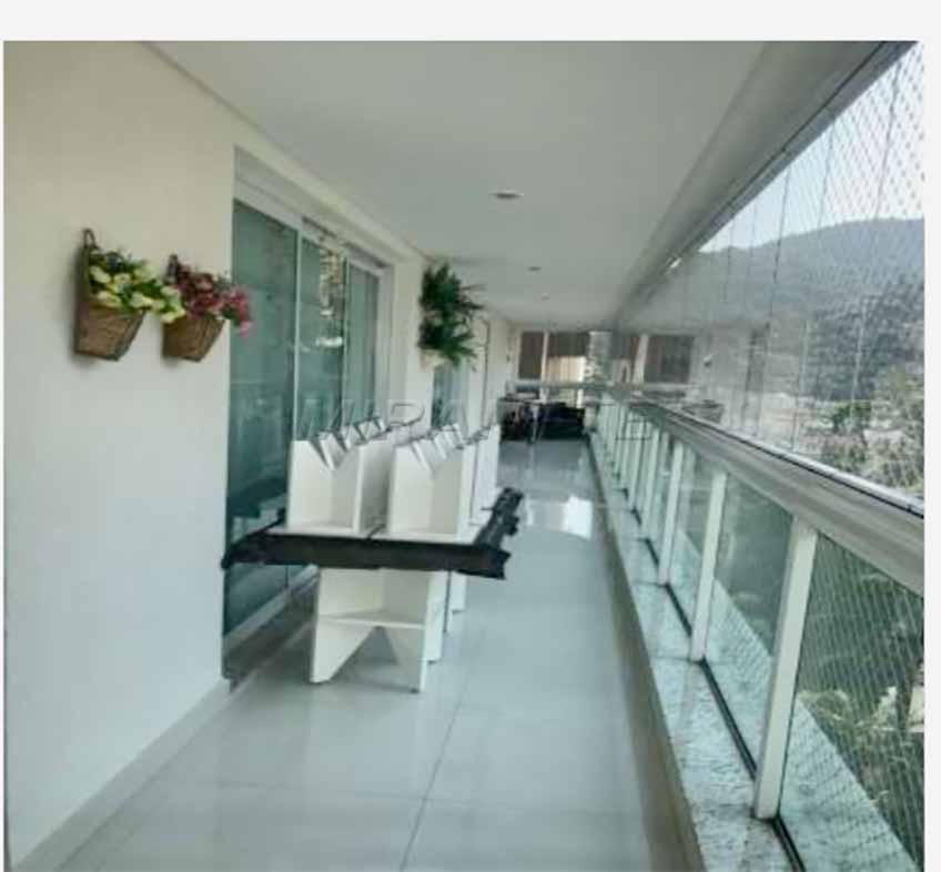 Apartamento de 176m² com 3 quartos em Pitangueiras
