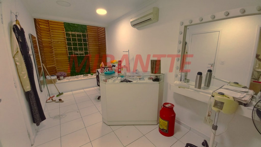 Comercial de 336m² em Lauzane Paulista
