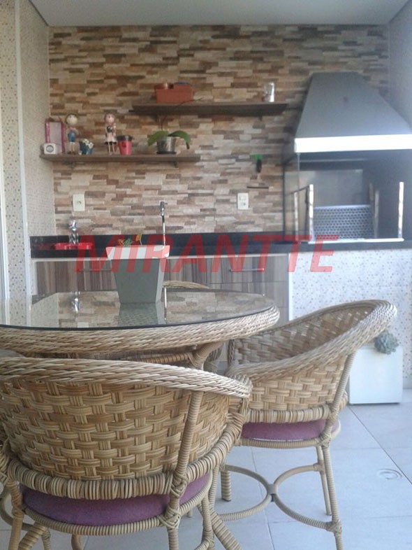 Apartamento de 130m² com 3 quartos em Santa Teresinha