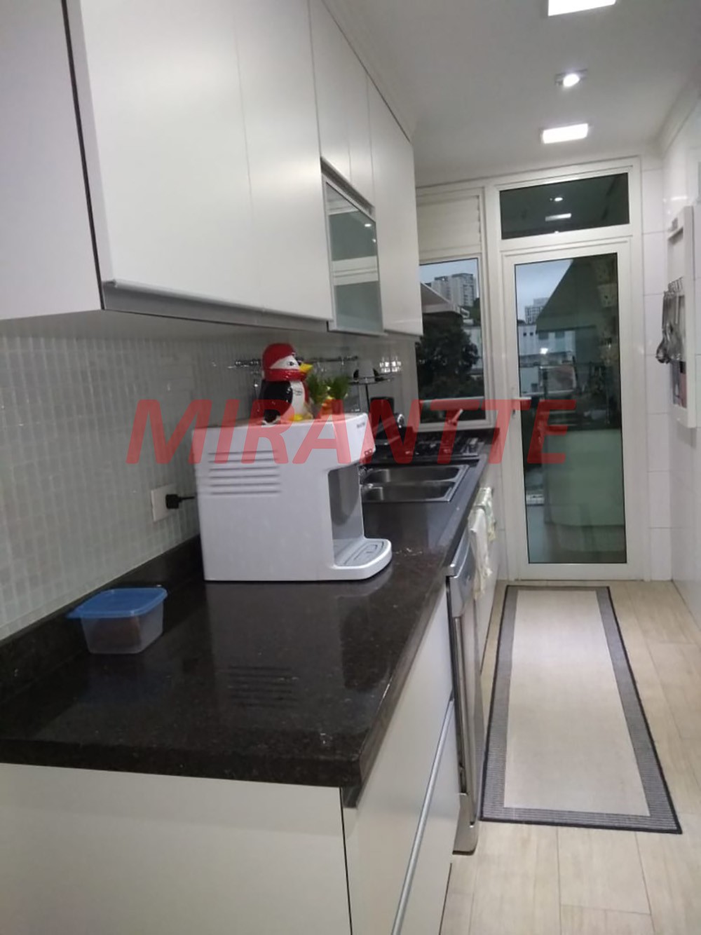 Apartamento de 243m² com 3 quartos em Vila Progresso