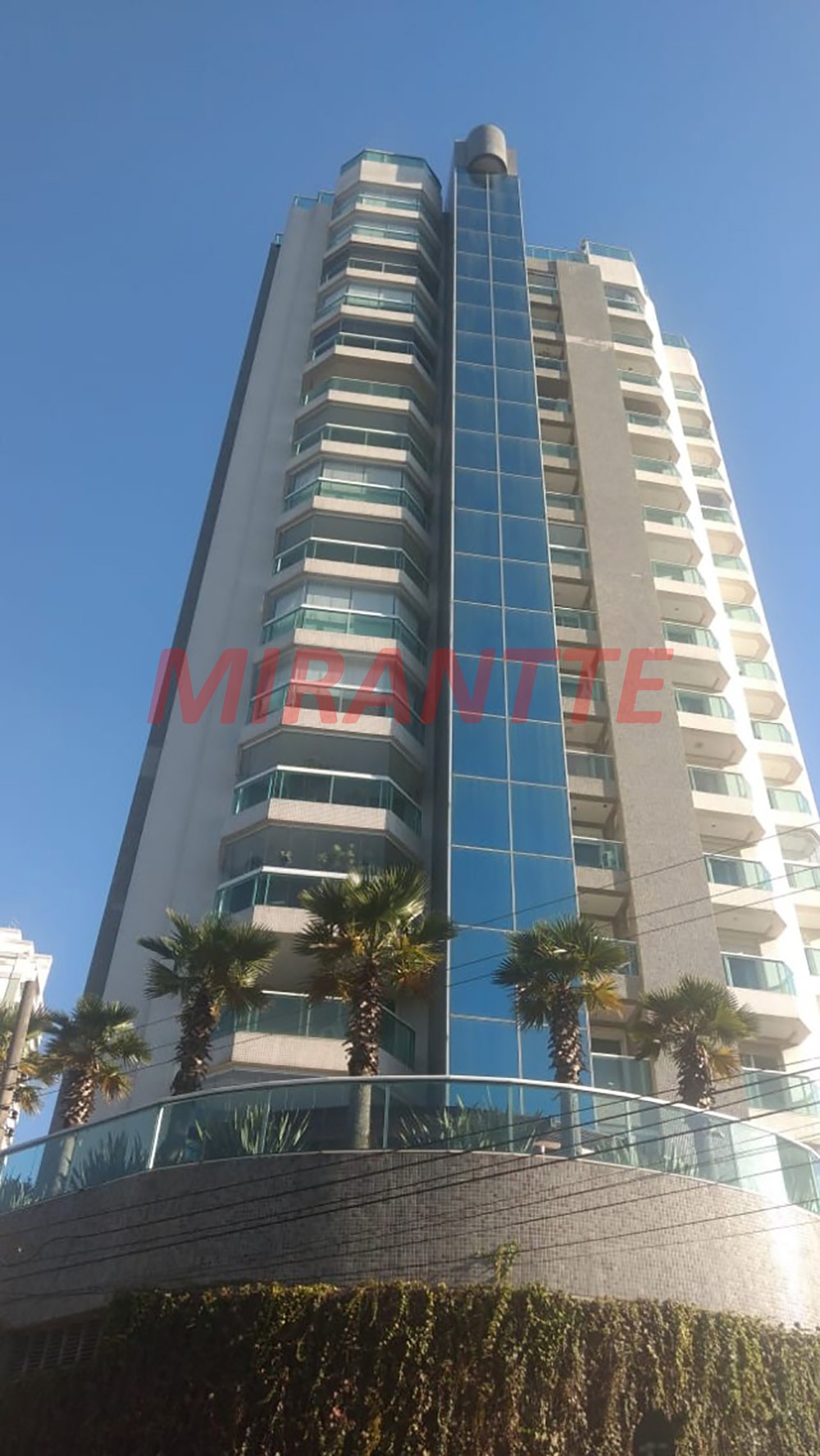 Apartamento de 243m² com 3 quartos em Vila Progresso