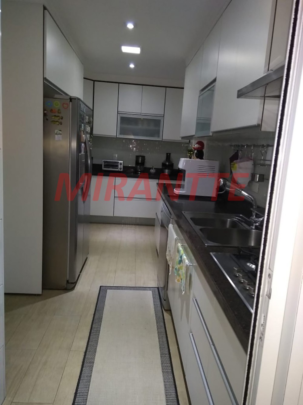 Apartamento de 243m² com 3 quartos em Vila Progresso