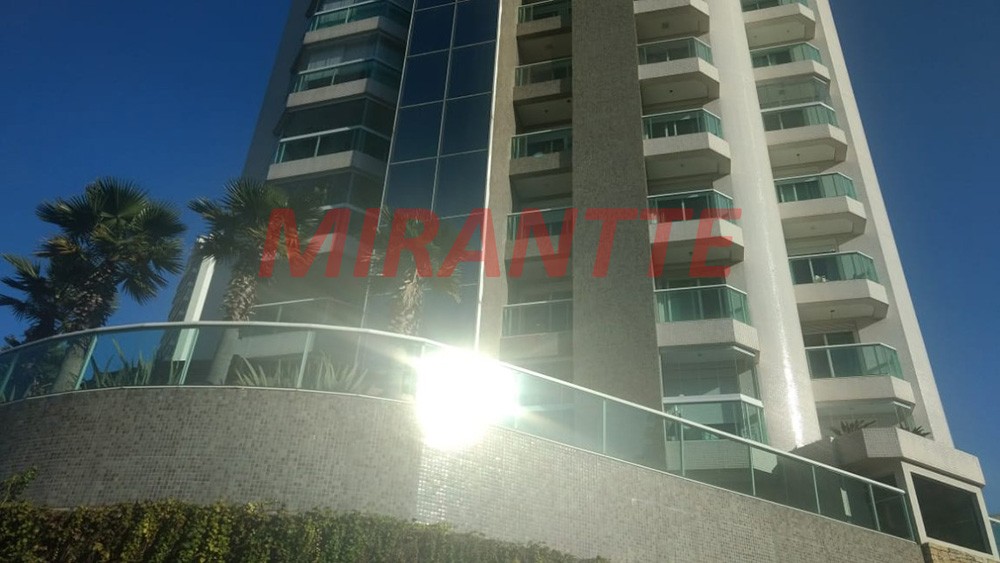 Apartamento de 243m² com 3 quartos em Vila Progresso