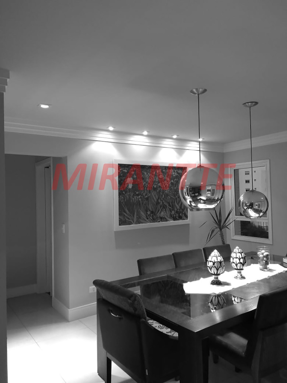 Apartamento de 243m² com 3 quartos em Vila Progresso