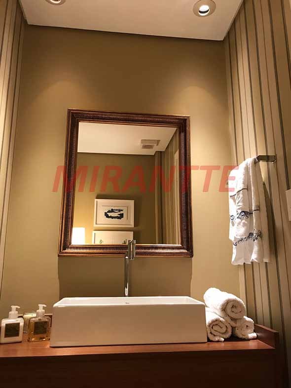 Apartamento de 220m² com 2 quartos em Jardim Paulista