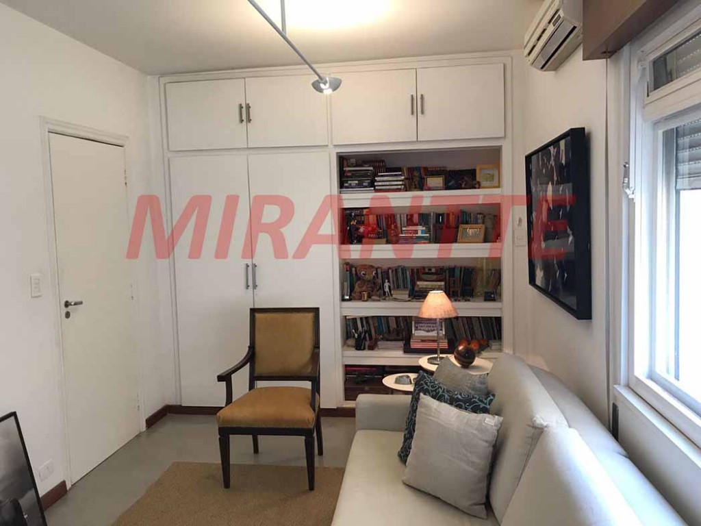 Apartamento de 220m² com 2 quartos em Jardim Paulista