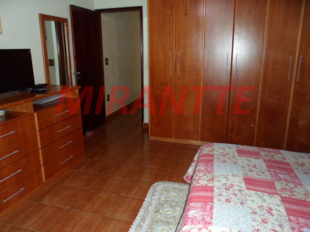 Sobrado de 148m² com 3 quartos em Vila Celeste