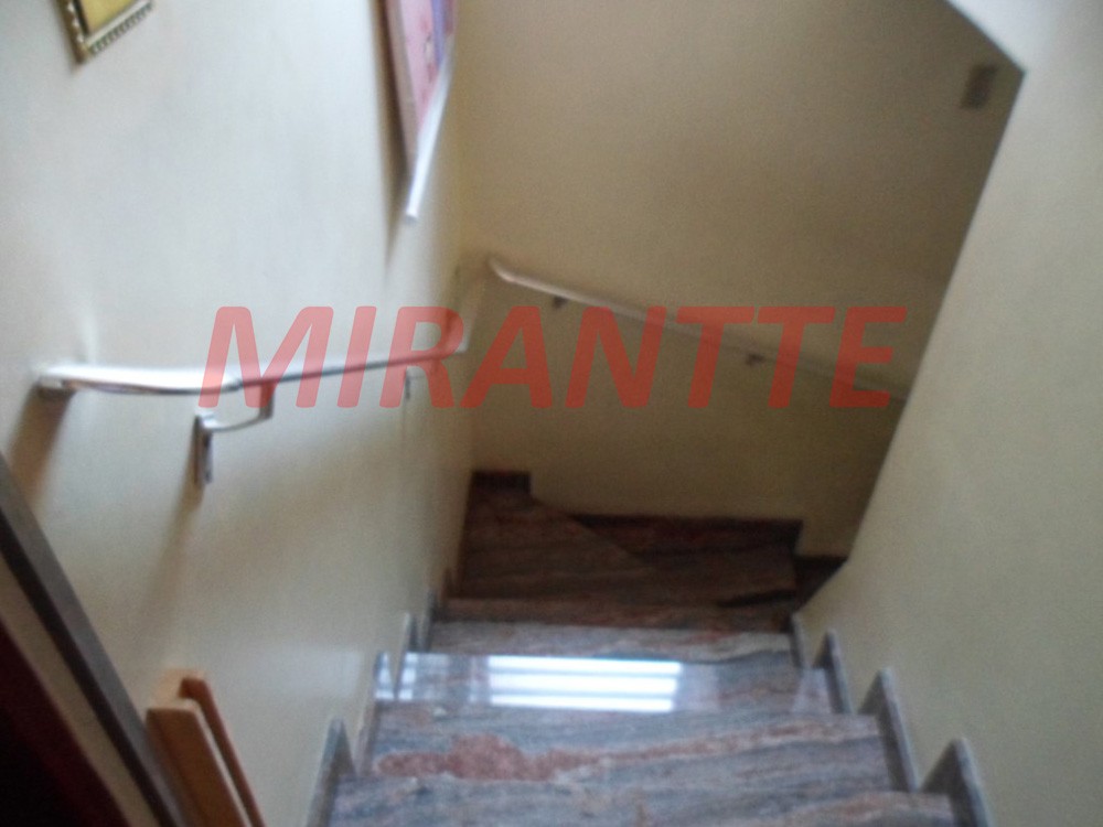 Sobrado de 148m² com 3 quartos em Vila Celeste