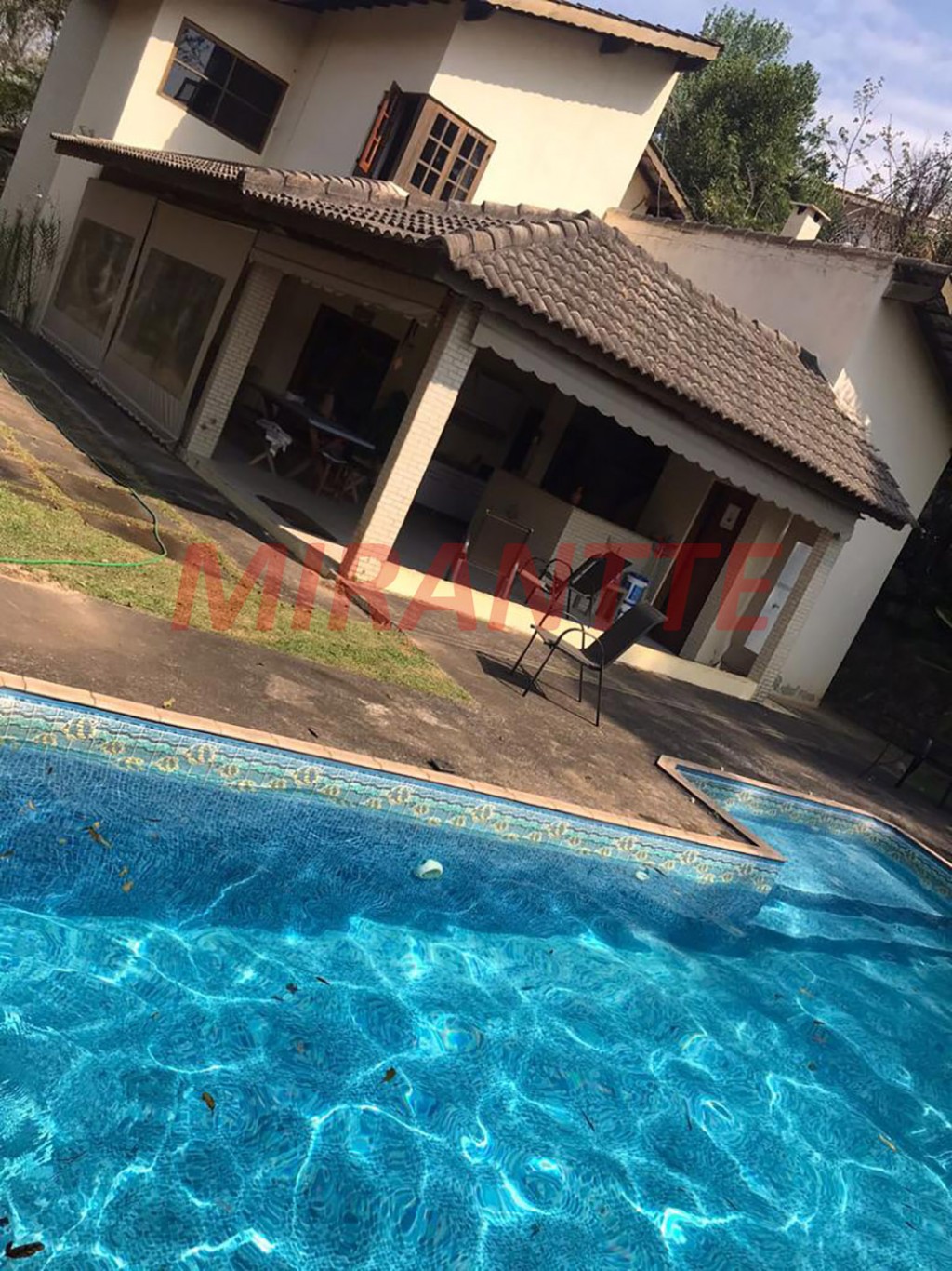 Sobrado de 350m² com 4 quartos em Centro – Mairiporã