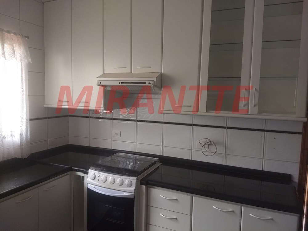 Sobrado de 306m² com 4 quartos em Vila Rosália