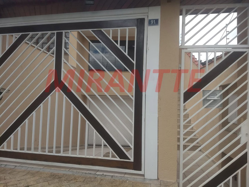 Sobrado de 306m² com 4 quartos em Vila Rosália
