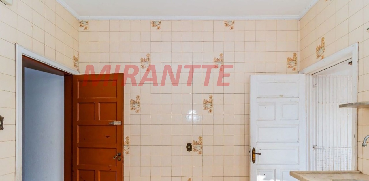Sobrado de 212m² com 5 quartos em Casa Verde