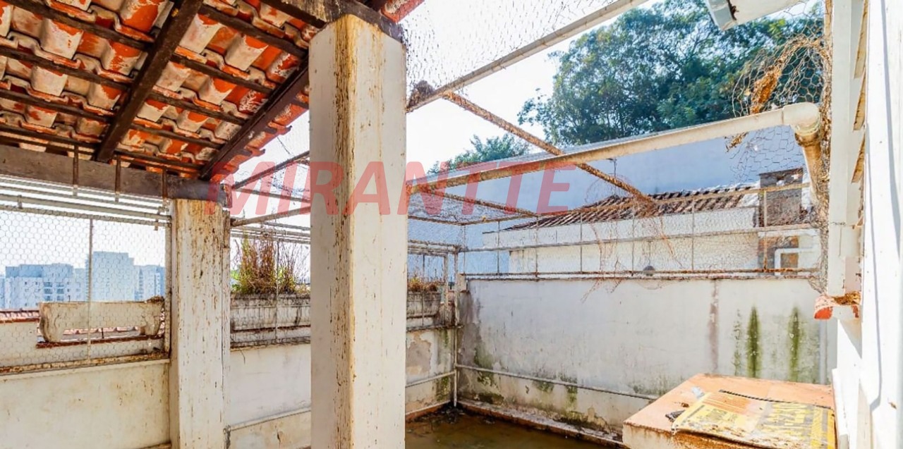 Sobrado de 212m² com 5 quartos em Casa Verde