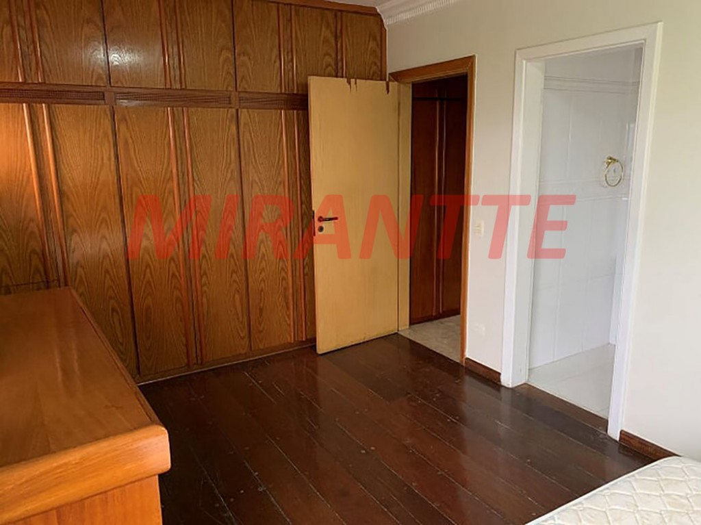 Apartamento de 320m² com 3 quartos em Jardim Maia