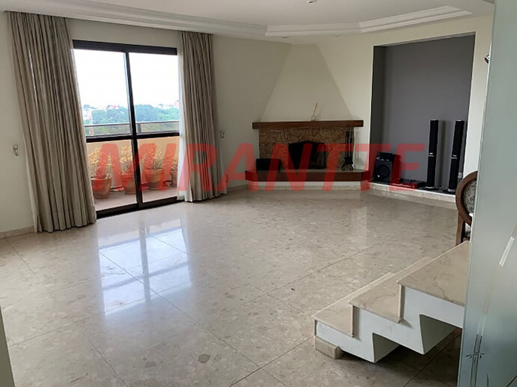 Apartamento de 320m² com 3 quartos em Jardim Maia