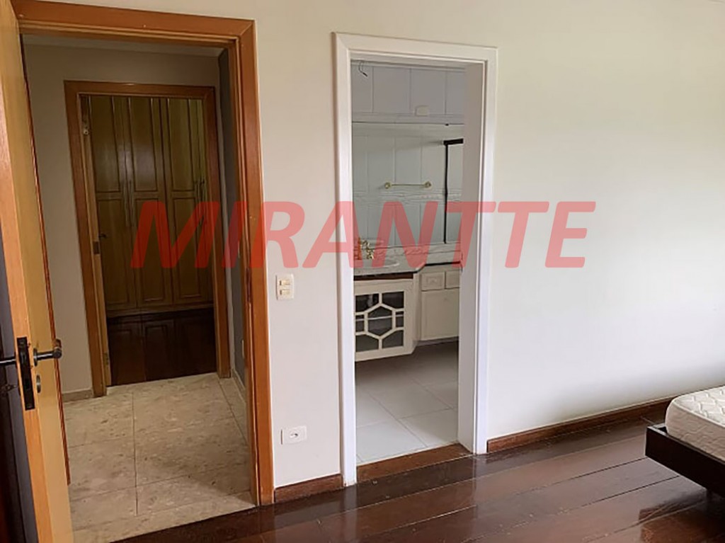 Apartamento de 320m² com 3 quartos em Jardim Maia