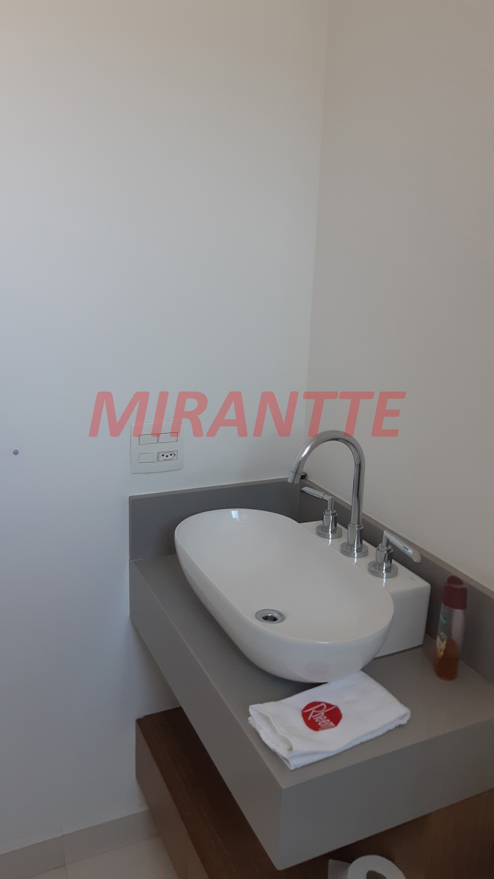 Apartamento de 133m² com 3 quartos em Santana