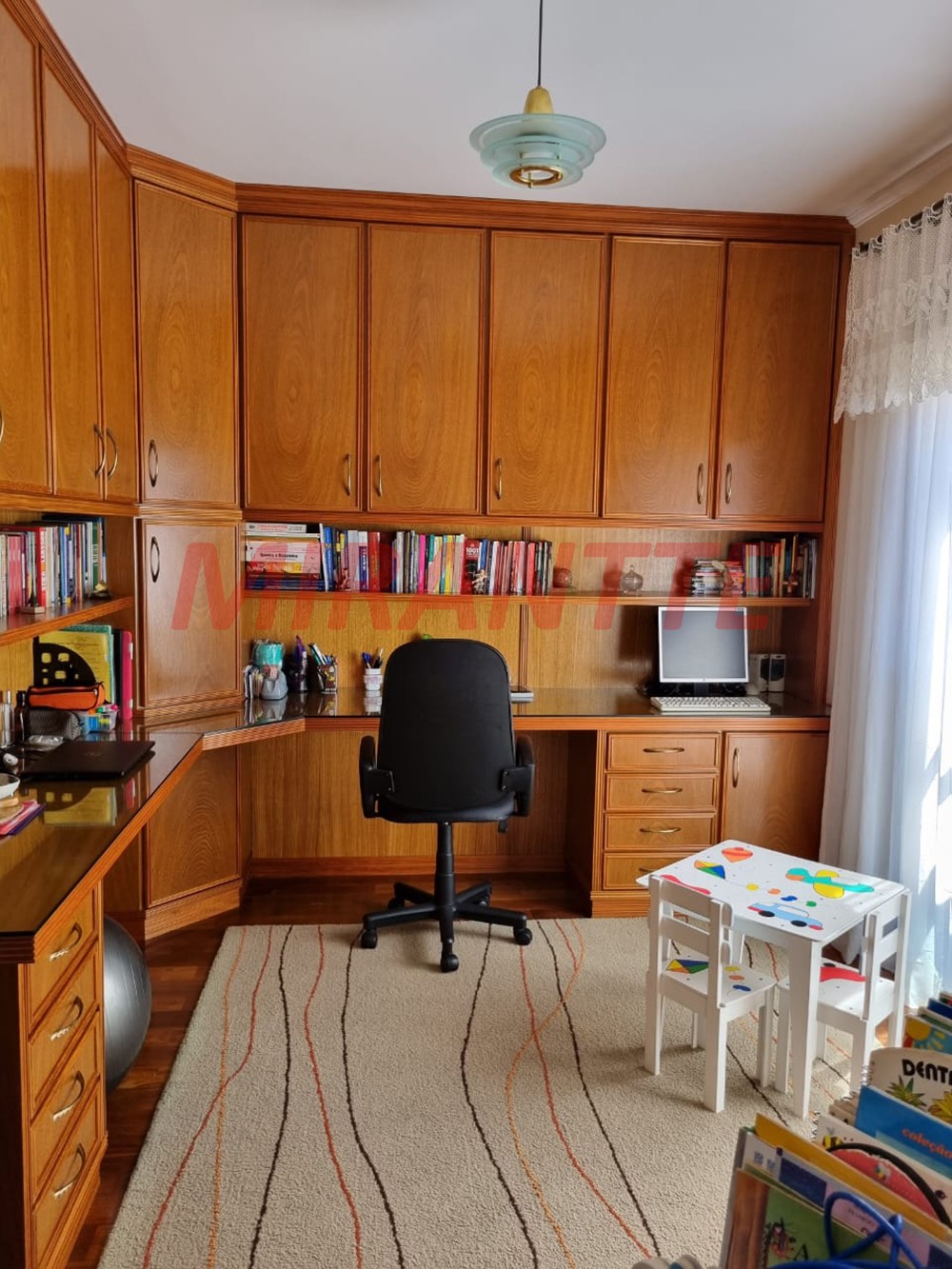 Apartamento de 220m² com 4 quartos em Santana