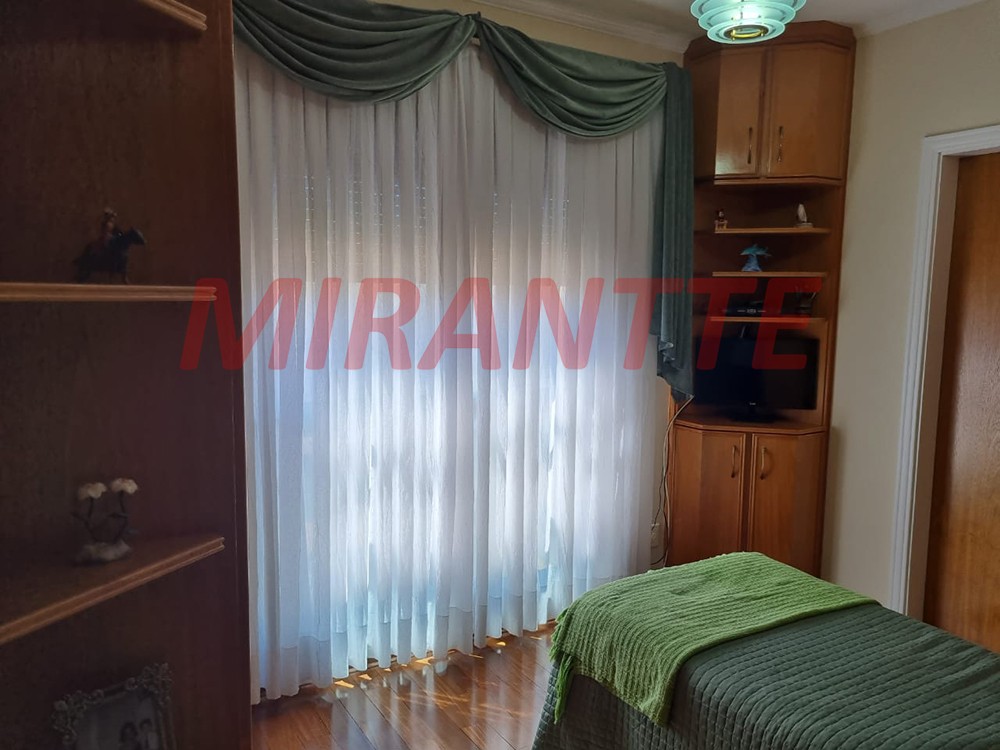 Apartamento de 220m² com 4 quartos em Santana