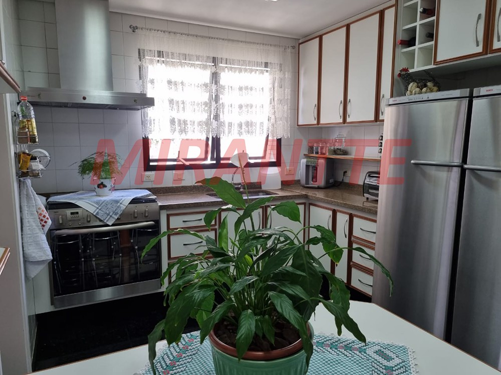 Apartamento de 220m² com 4 quartos em Santana