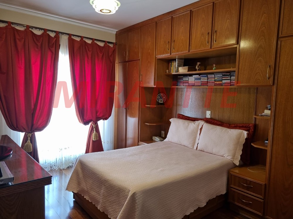 Apartamento de 220m² com 4 quartos em Santana
