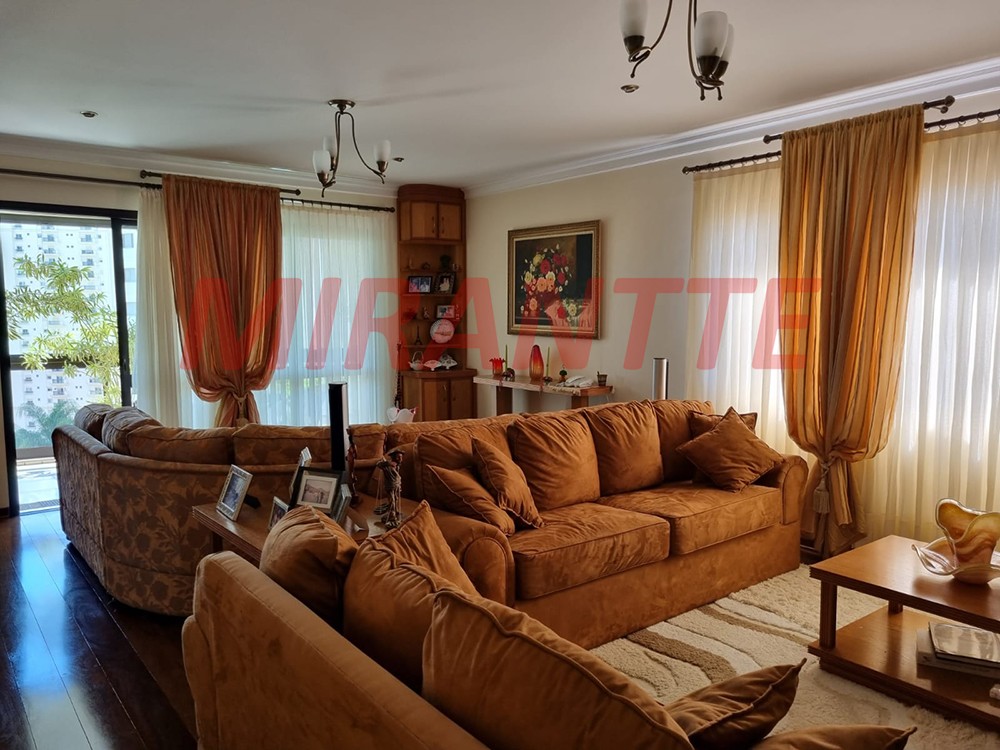 Apartamento de 220m² com 4 quartos em Santana