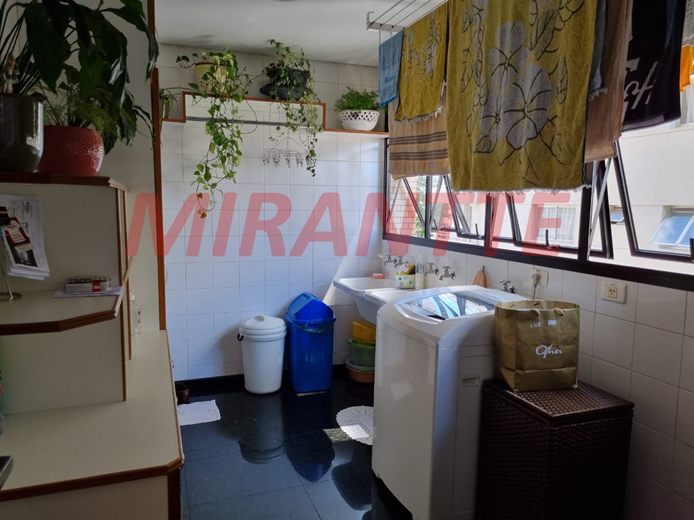 Apartamento de 220m² com 4 quartos em Santana