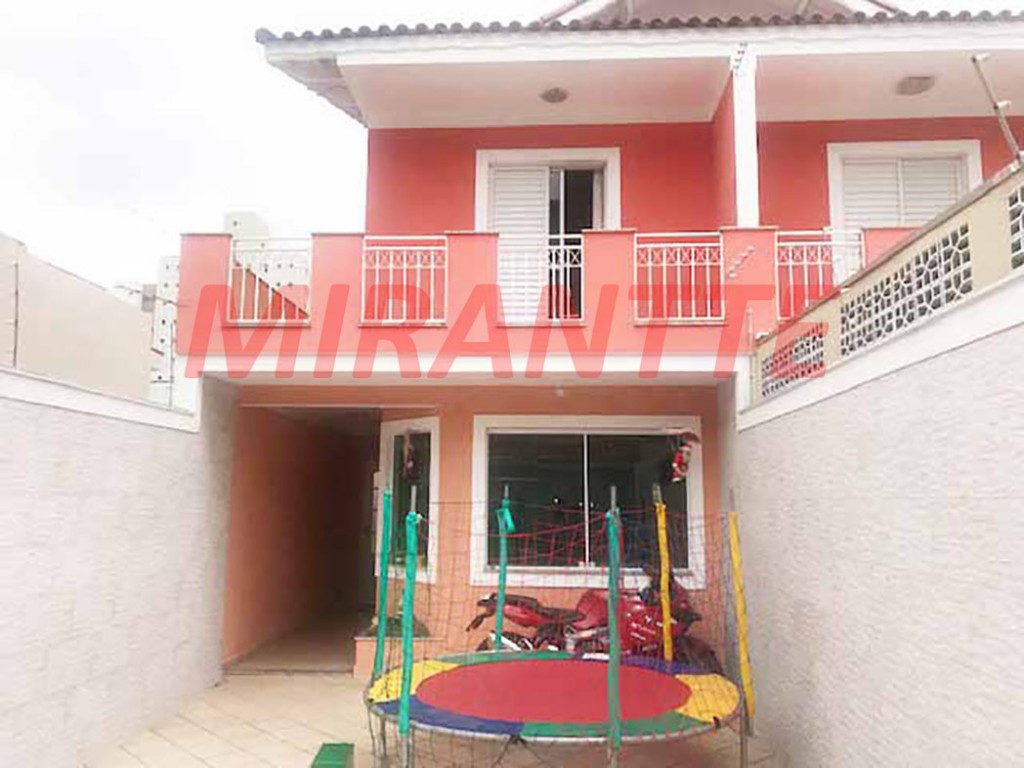 Sobrado de 145m² com 3 quartos em Vila Mazzei