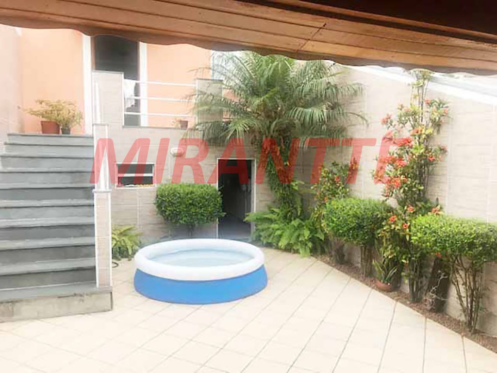 Sobrado de 145m² com 3 quartos em Vila Mazzei