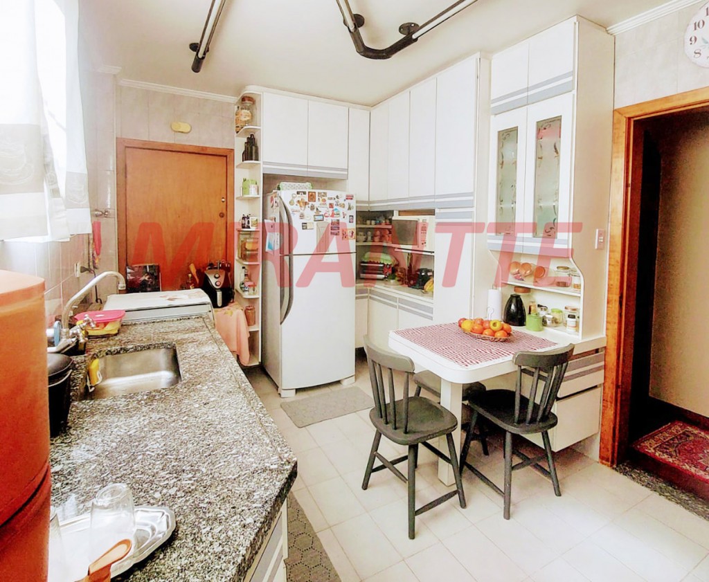 Apartamento de 75m² com 3 quartos em Santana