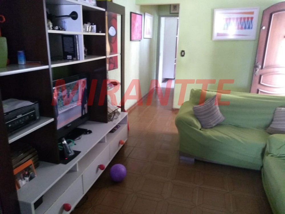 Sobrado de 119m² com 3 quartos em Água Fria