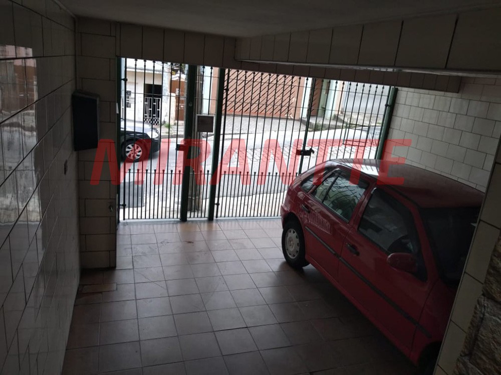 Sobrado de 119m² com 3 quartos em Água Fria