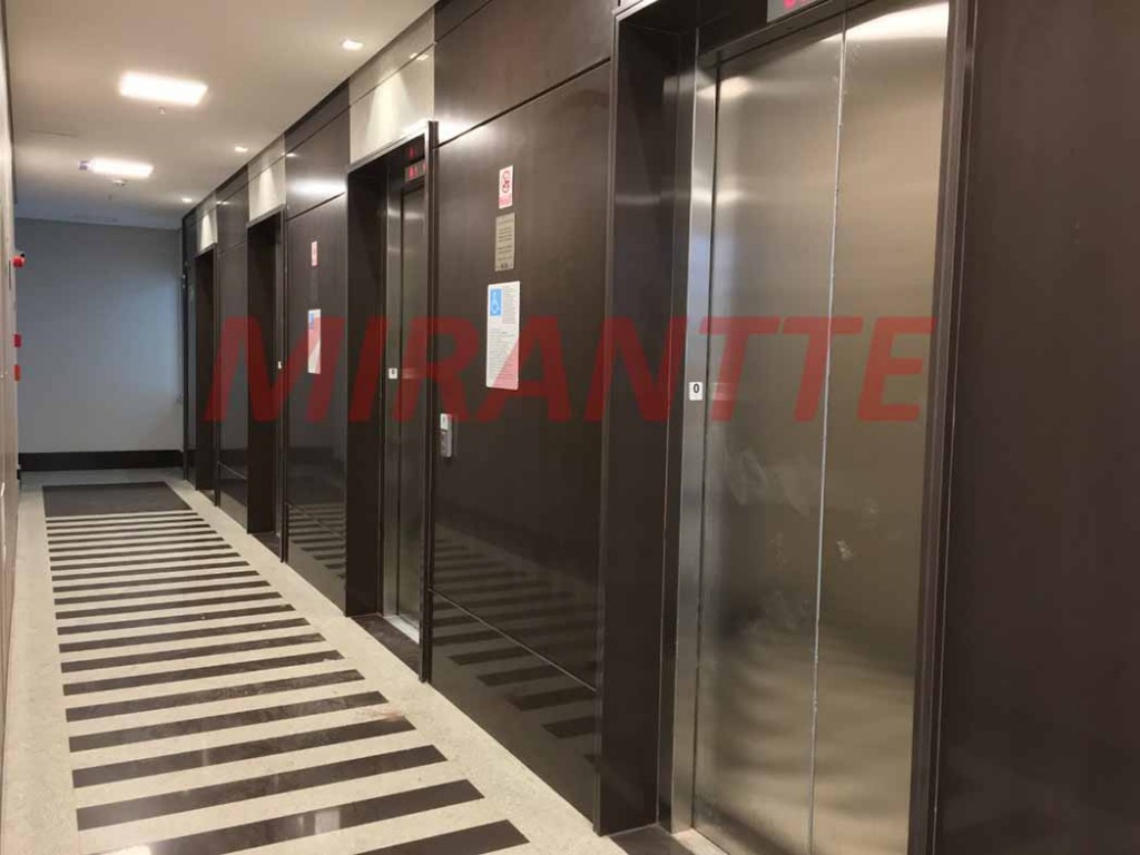 Comercial de 50m² em Santana