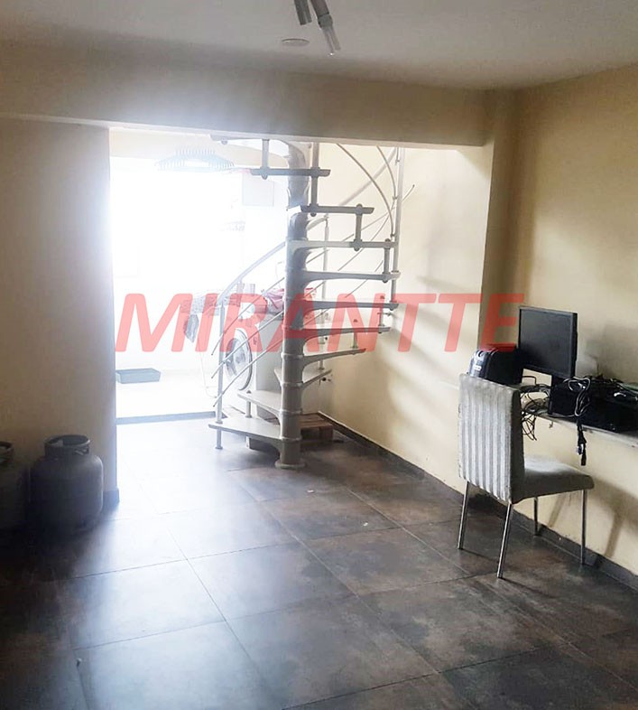 Cond. fechado de 135m² com 2 quartos em Santana