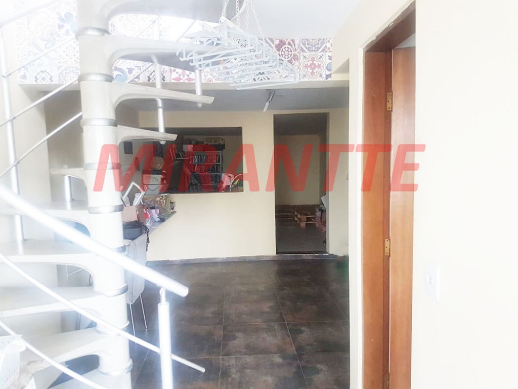 Cond. fechado de 135m² com 2 quartos em Santana