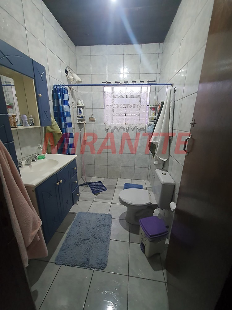 Casa terrea de 140m² com 2 quartos em Jardim Santa Cruz