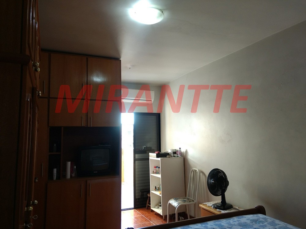 Sobrado de 220m² com 4 quartos em Limão