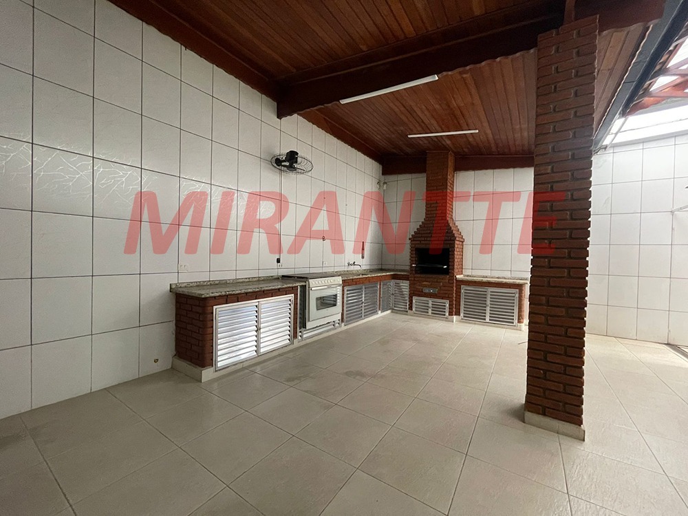Sobrado de 272m² com 3 quartos em Casa Verde