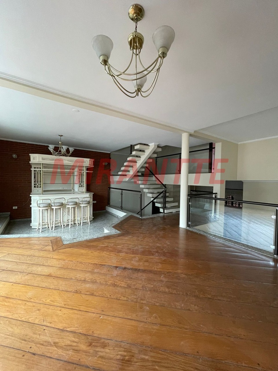 Sobrado de 272m² com 3 quartos em Casa Verde